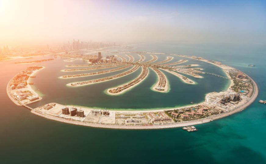 Discover Dubai with Abu Dhabi